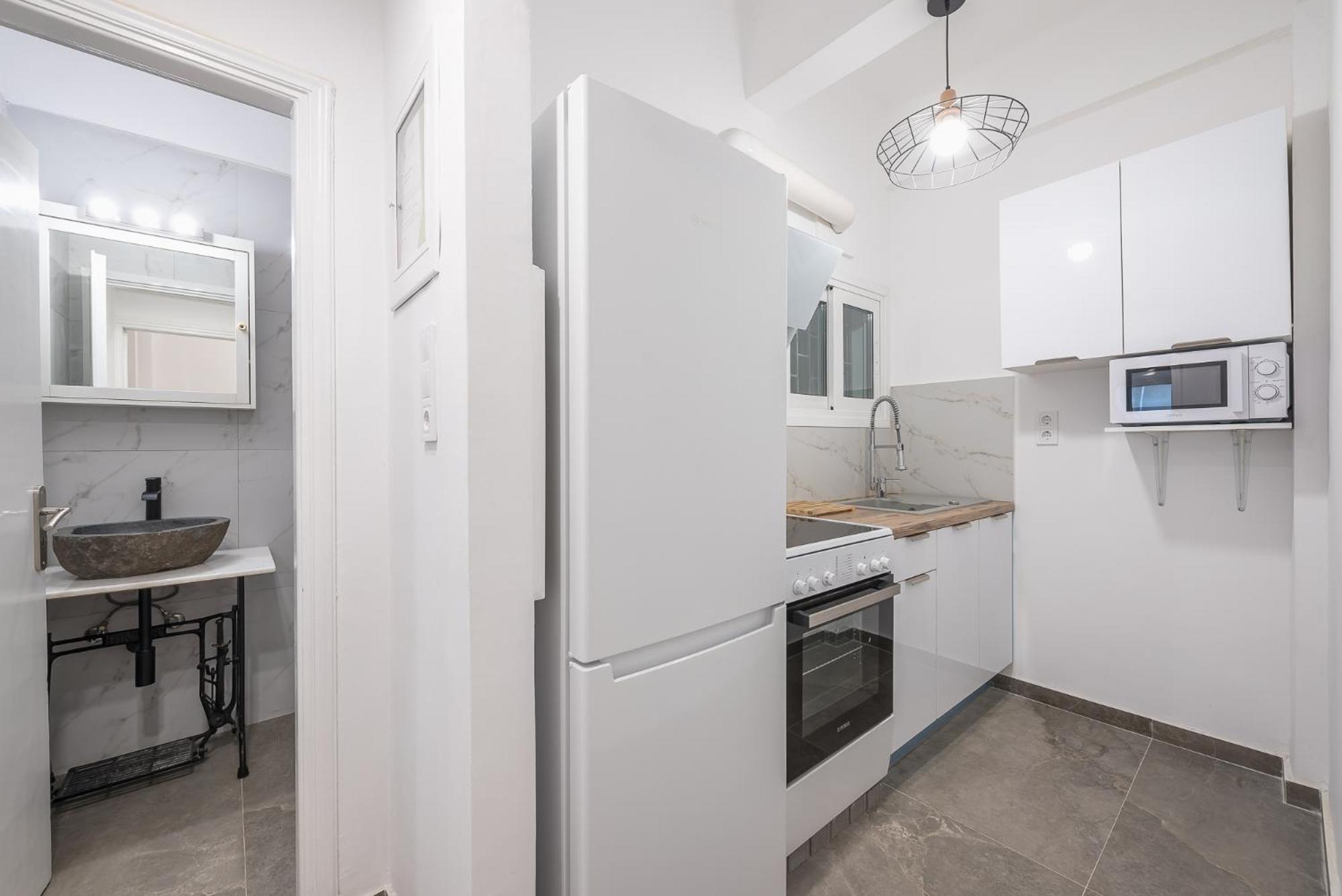Stylish Luxury Apartment At Ampelokipi Metro Station 雅典 外观 照片